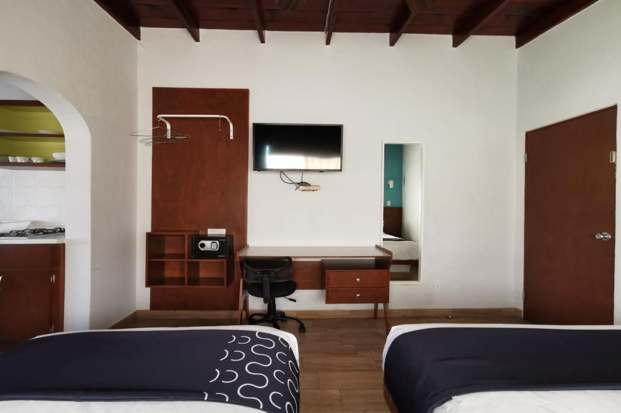 Capital O Hotel America เอนเซนาดา ภายนอก รูปภาพ