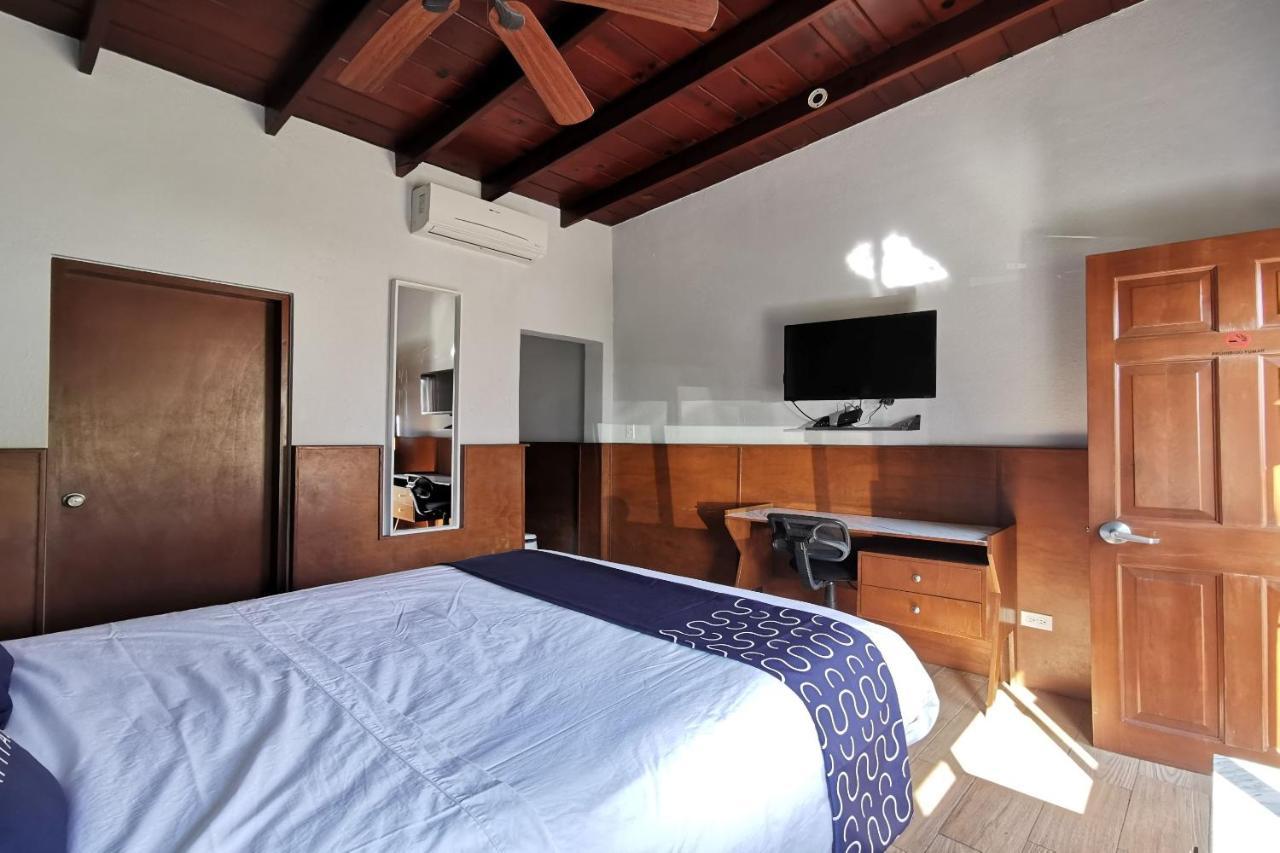 Capital O Hotel America เอนเซนาดา ภายนอก รูปภาพ